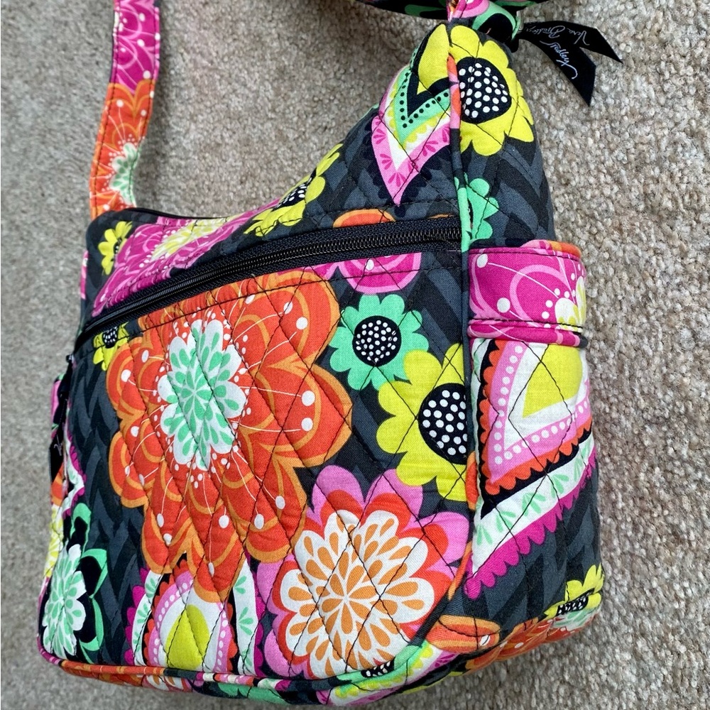 Vera Bradley Bag Retired Ziggy Zinnia - Picture 5 of 15